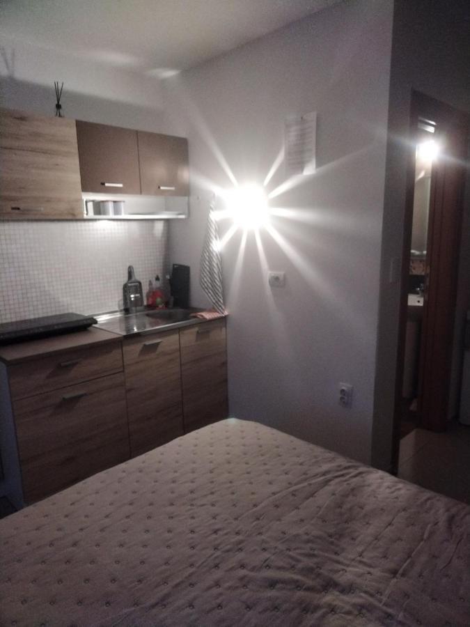 Studio Apartman Mir Apartment Kanjiža Екстериор снимка